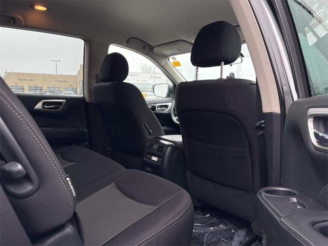 2020 Nissan Pathfinder SV Tech  - Navigation -  Heated Seats Photo