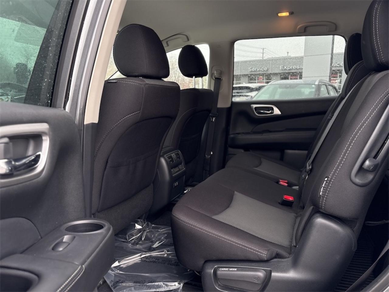 2020 Nissan Pathfinder SV Tech  - Navigation -  Heated Seats Photo