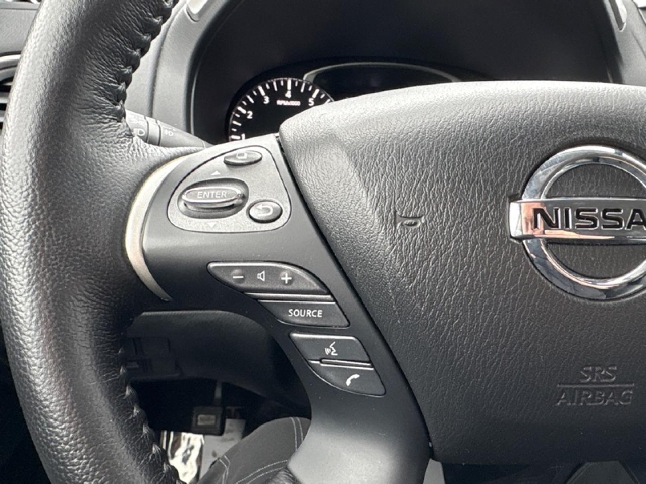 2020 Nissan Pathfinder SV Tech  - Navigation -  Heated Seats Photo