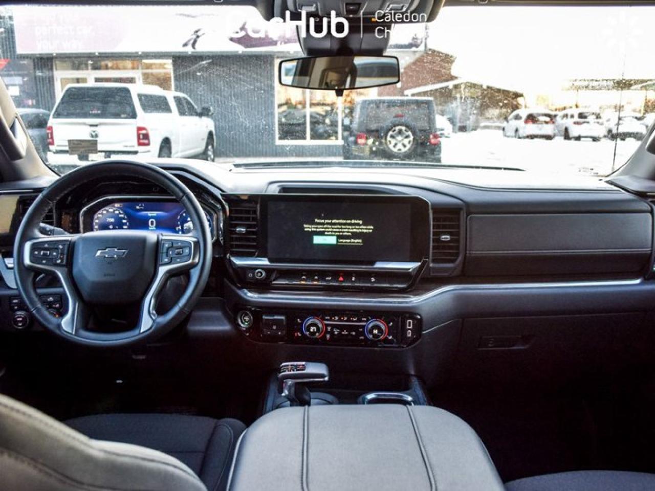 2024 Chevrolet Silverado 1500 RST4WD Crew Cab 147" 5.3L 13.4"Display Heated front Seats Photo