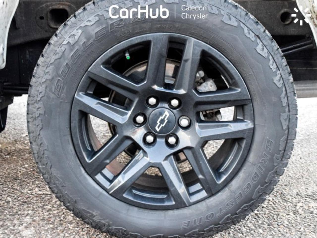 2024 Chevrolet Silverado 1500 RST4WD Crew Cab 147" 5.3L 13.4"Display Heated front Seats Photo