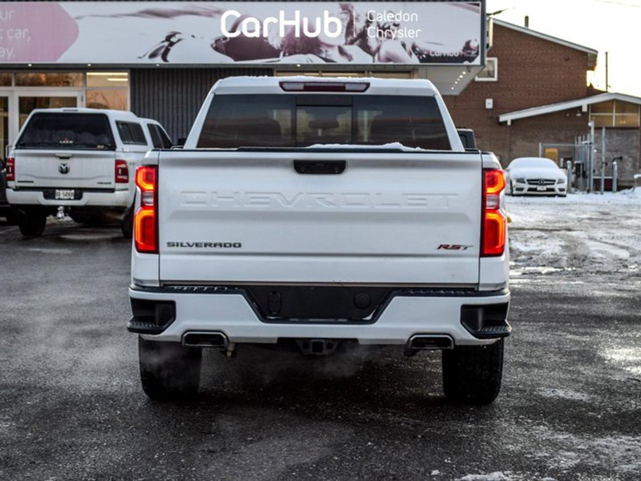 2024 Chevrolet Silverado 1500 RST4WD Crew Cab 147" 5.3L  5 passengers with captain chair Photo