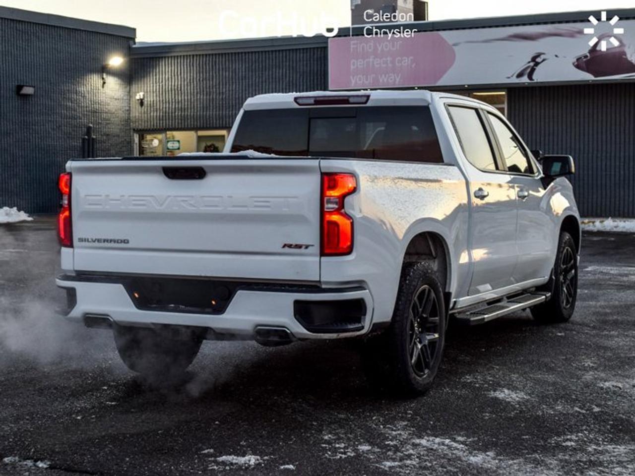 2024 Chevrolet Silverado 1500 RST4WD Crew Cab 147" 5.3L  5 passengers with captain chair Photo