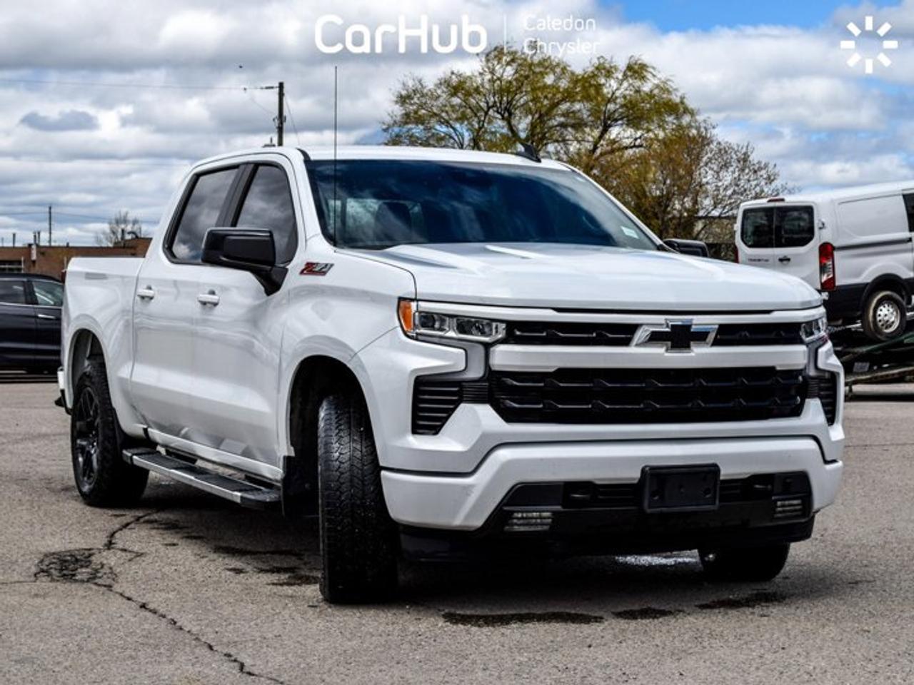 2024 Chevrolet Silverado 1500 RST4WD Crew Cab 147" 5.3L  5 passengers with captain chair Photo