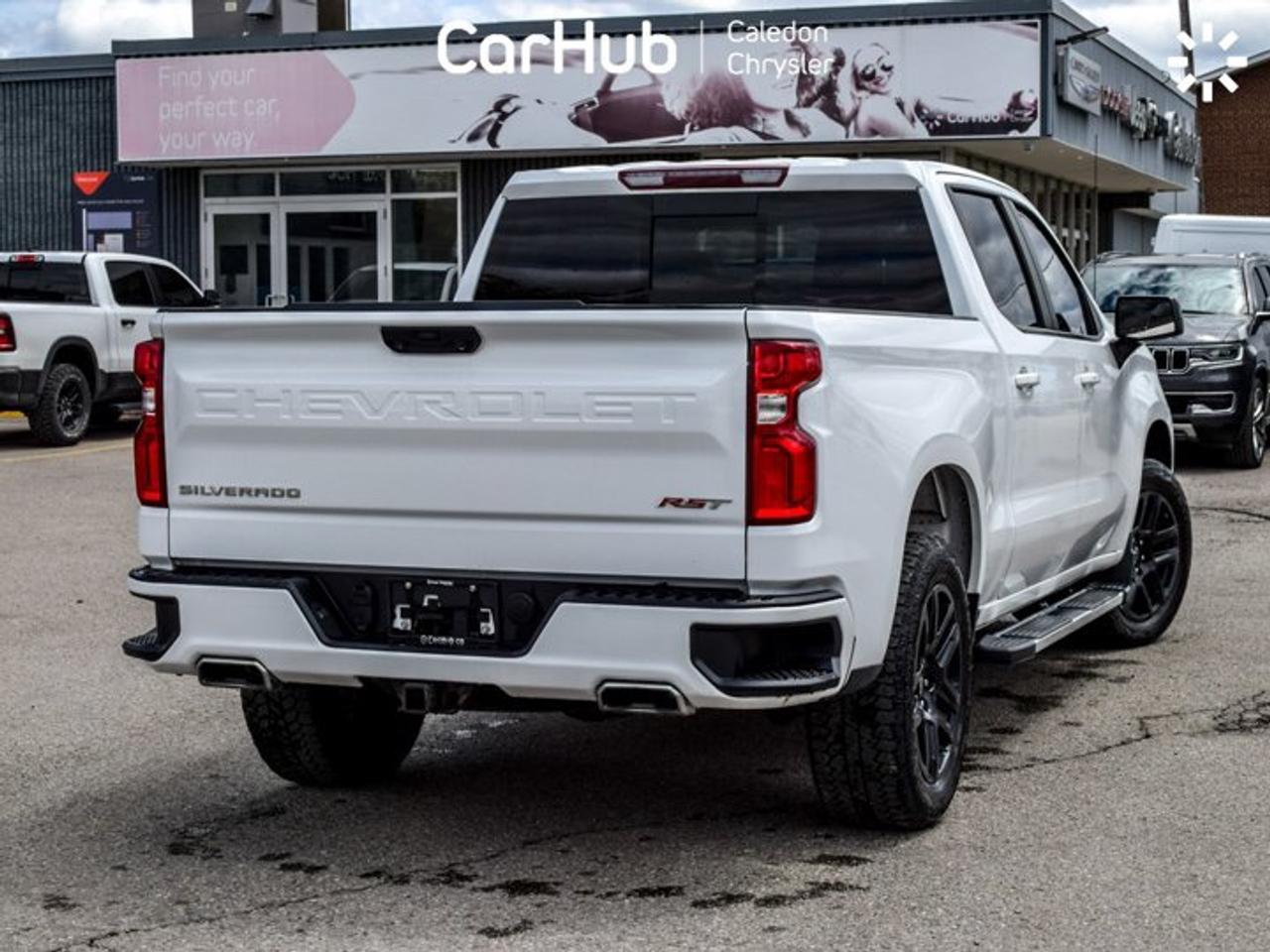 2024 Chevrolet Silverado 1500 RST4WD Crew Cab 147" 5.3L  5 passengers with captain chair Photo