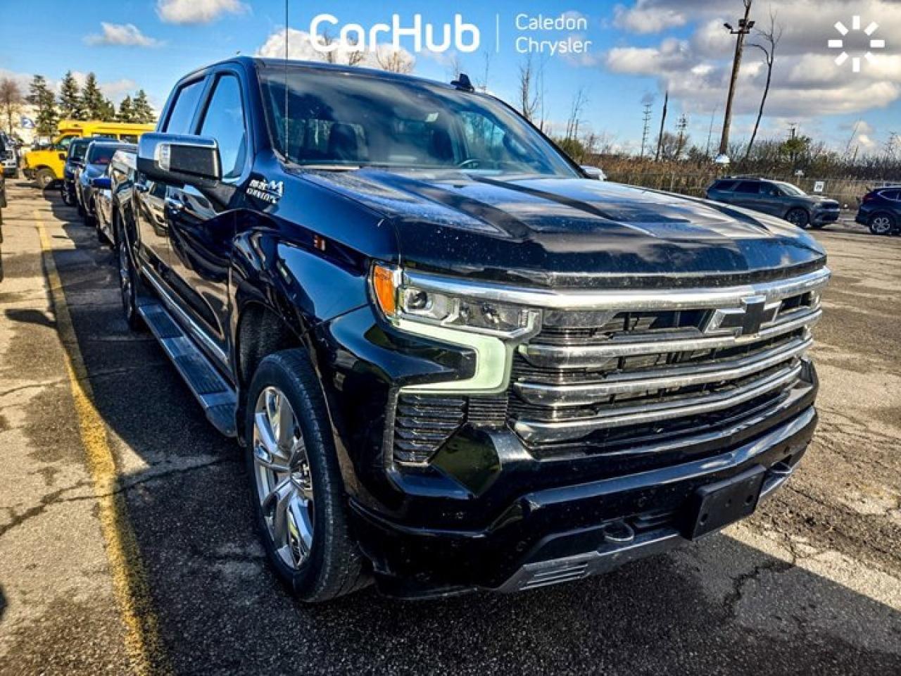 2023 Chevrolet Silverado 1500 High Country 4WD Crew Cab 147" 5.3L Leather 13.4"Display Photo2