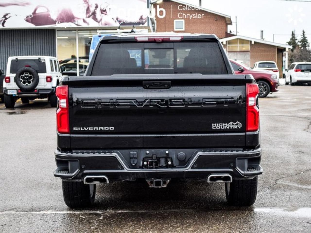 2023 Chevrolet Silverado 1500 High Country 4WD Crew Cab 147" 5.3L Leather 13.4"Display Photo