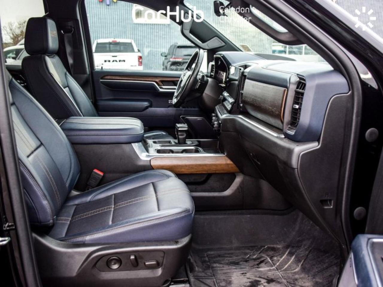 2023 Chevrolet Silverado 1500 High Country 4WD Crew Cab 147" 5.3L Leather 13.4"Display Photo