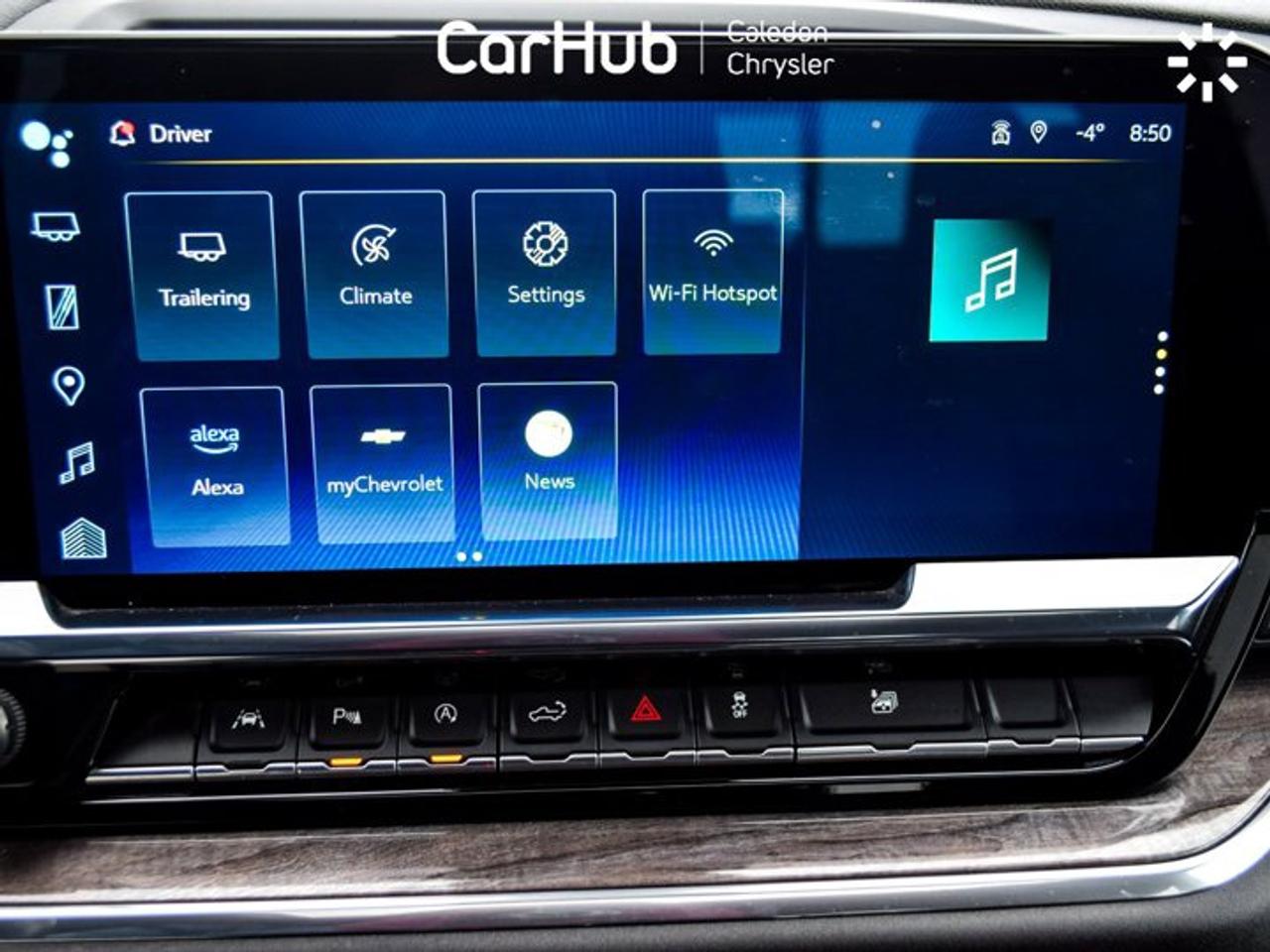 2023 Chevrolet Silverado 1500 High Country 4WD Crew Cab 147" 5.3L Leather  5 passengers with captain chair Photo