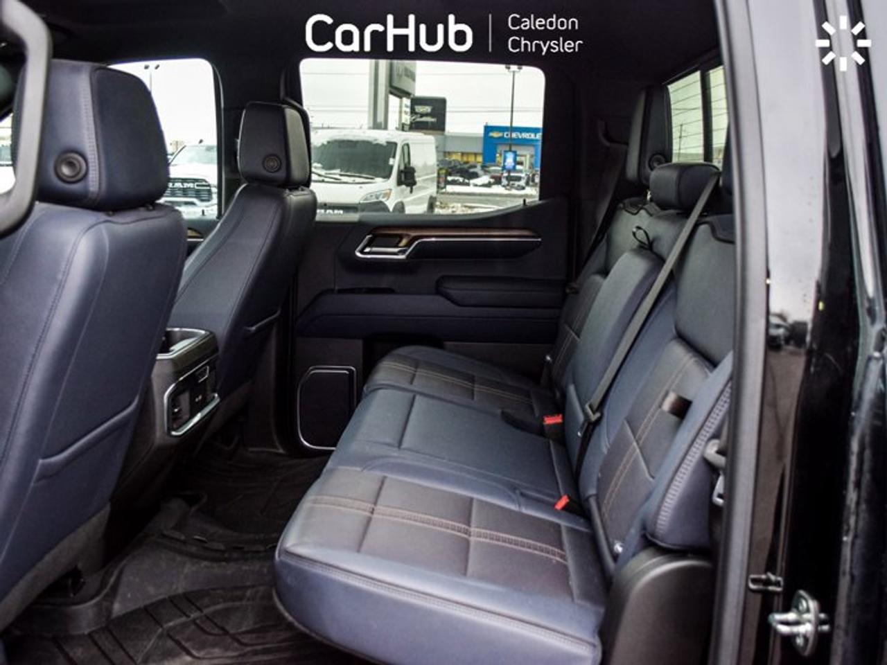 2023 Chevrolet Silverado 1500 High Country 4WD Crew Cab 147" 5.3L Leather  5 passengers with captain chair Photo