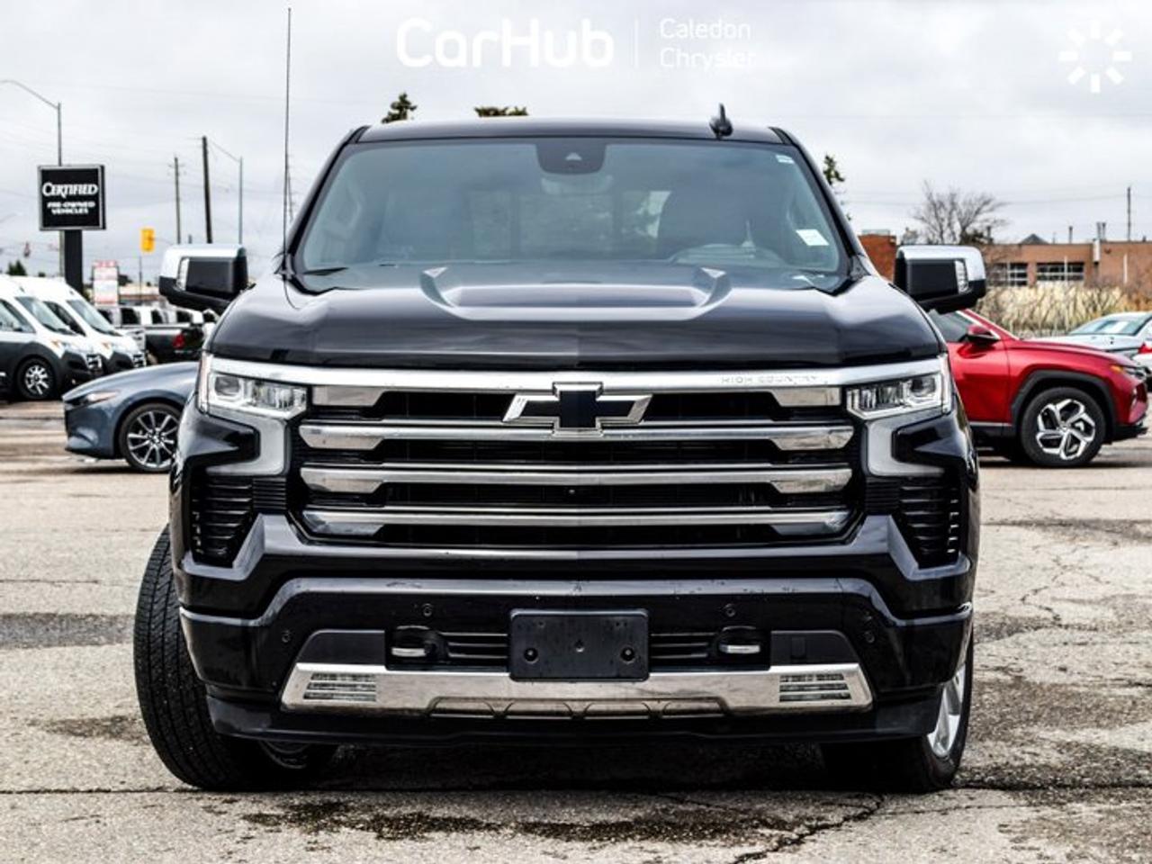 2023 Chevrolet Silverado 1500 High Country 4WD Crew Cab 147" 5.3L Leather  5 passengers with captain chair Photo