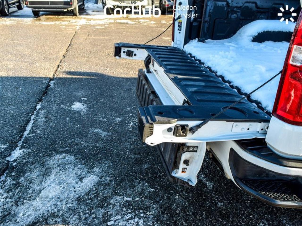 2024 Chevrolet Silverado 1500 RST 4WD Crew Cab 147"5.3L MultiPro Tailgate Remote Start Photo