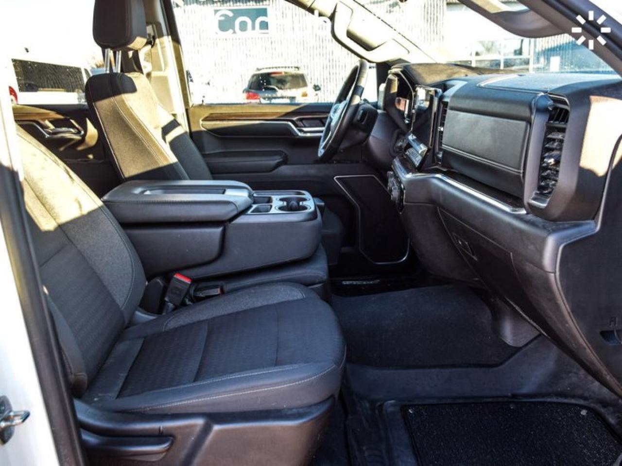 2024 Chevrolet Silverado 1500 RST 4WD Crew Cab 147"5.3L MultiPro Tailgate Remote Start Photo