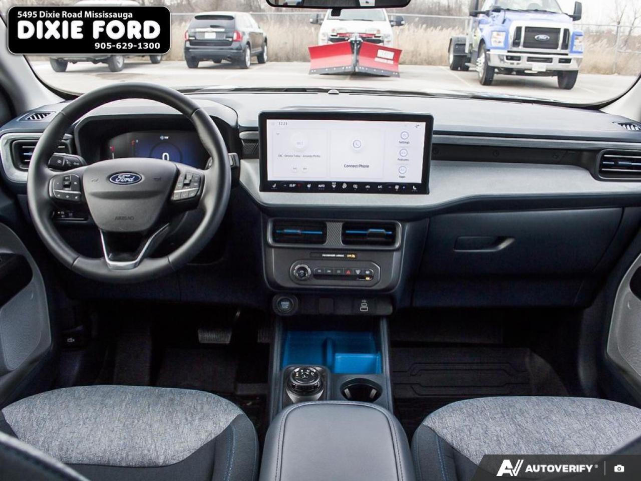 2025 Ford Maverick XLT Photo