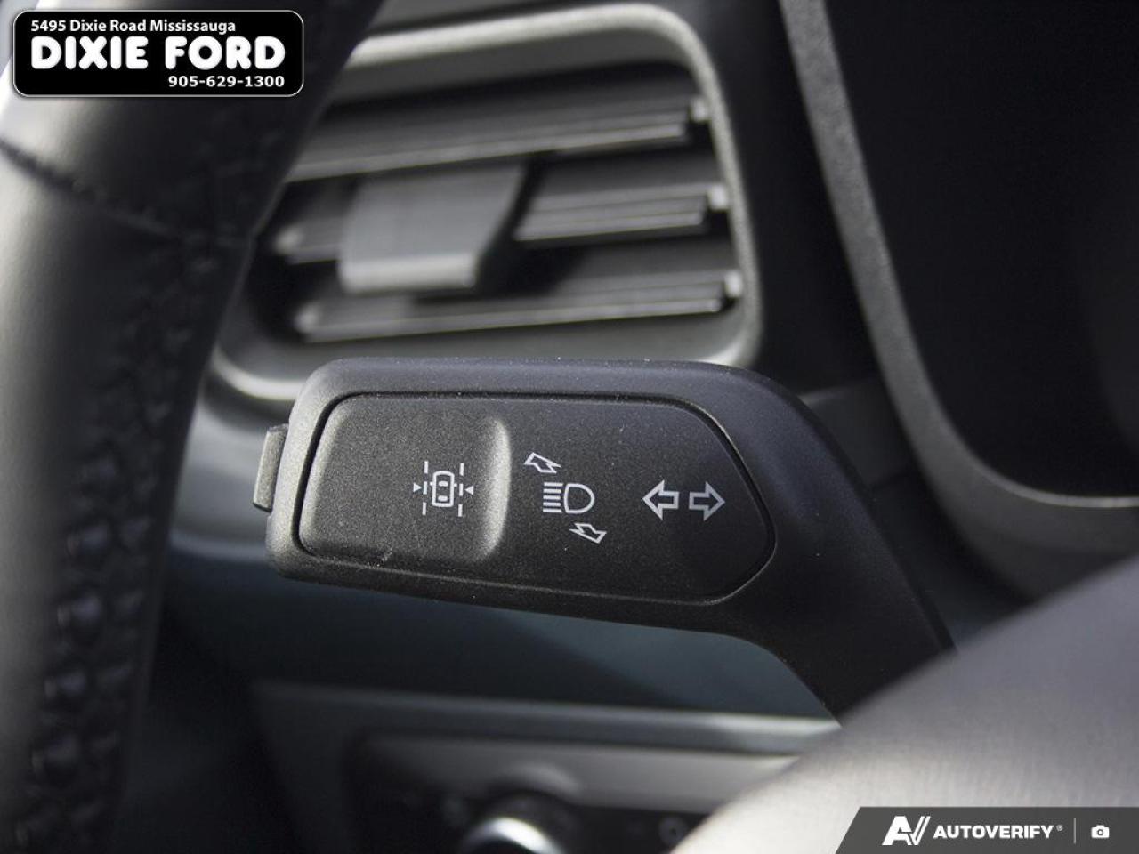 2025 Ford Maverick XLT Photo