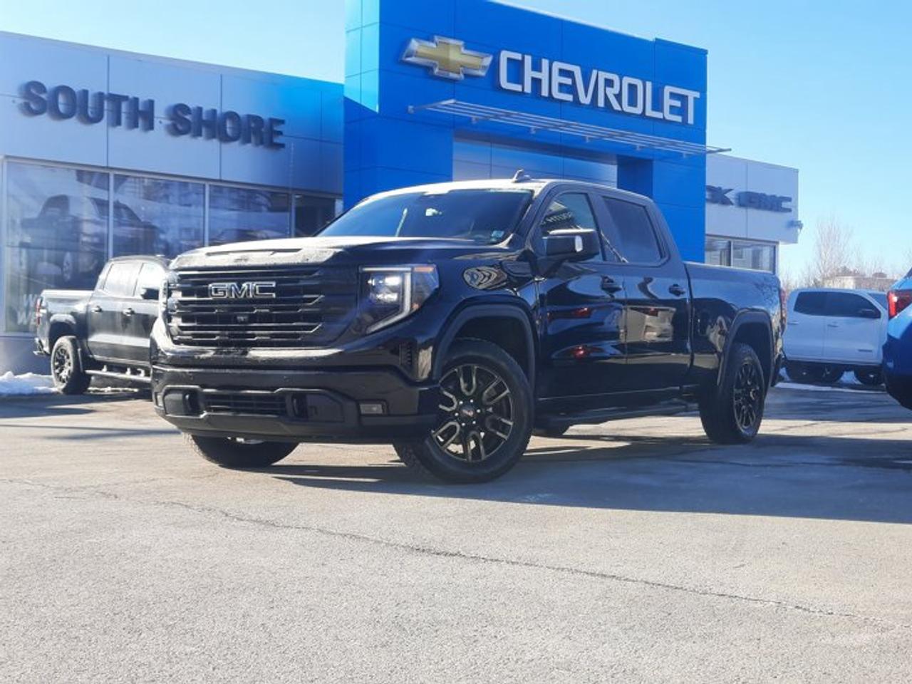 4WD Crew Cab 157 Elevation, 10-Speed Automatic, Turbocharged Diesel I6 3.0L/183