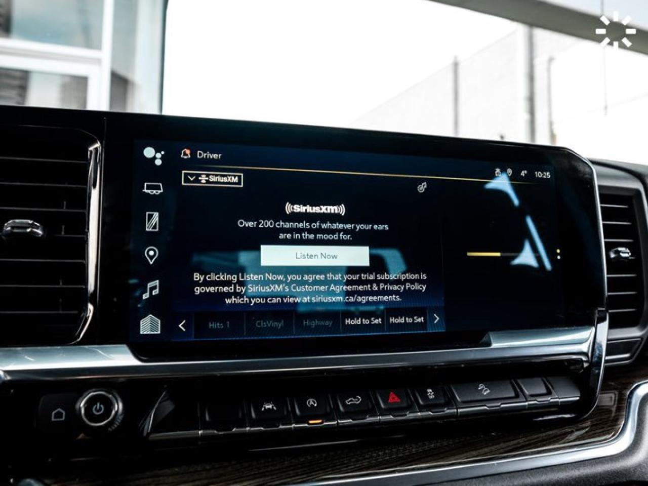 2023 Chevrolet Silverado 1500 RST 157'' 6.2L V8 Captain Seats MultiPro Tailgate Photo