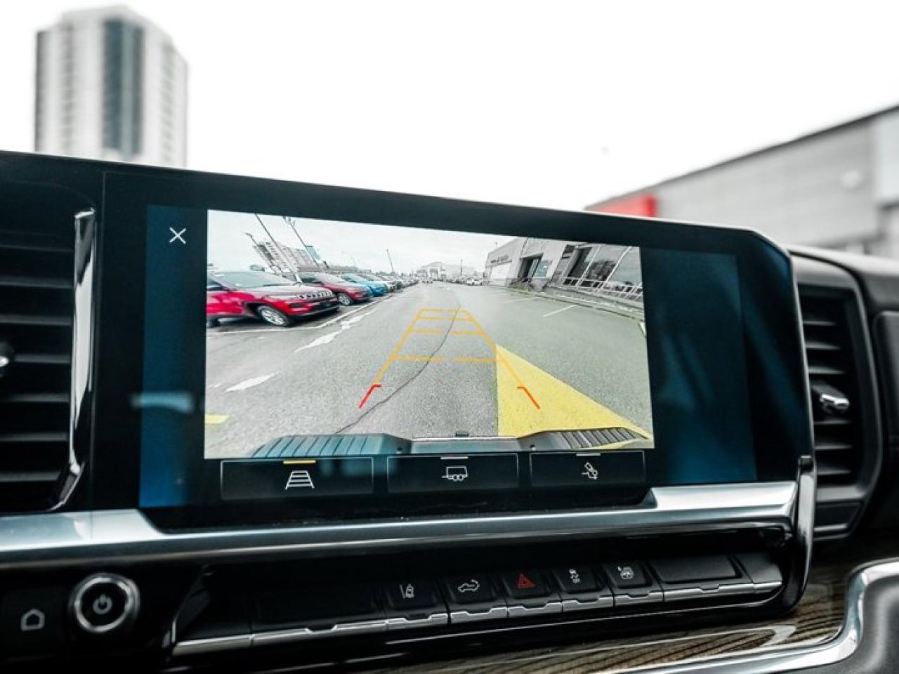 2024 Chevrolet Silverado 2500 HD LT 159'' 6.6L V8 Captain Seats 13.4'' Screen Remote Start Photo