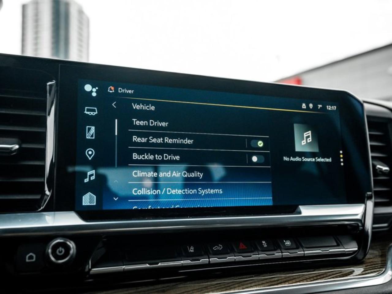 2024 Chevrolet Silverado 2500 HD LT 159'' 6.6L V8 Captain Seats 13.4'' Screen Remote Start Photo