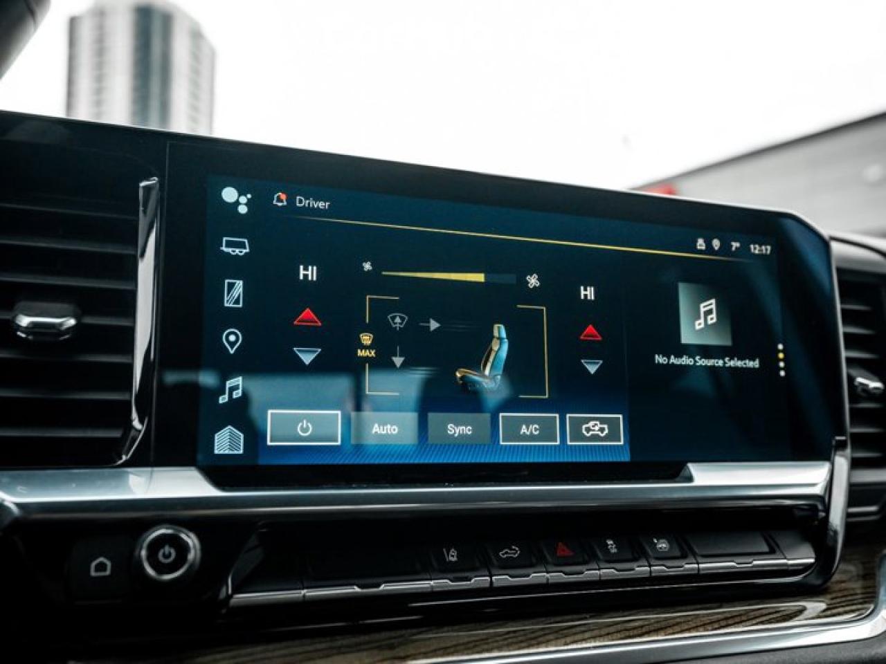 2024 Chevrolet Silverado 2500 HD LT 159'' 6.6L V8 Captain Seats 13.4'' Screen Remote Start Photo