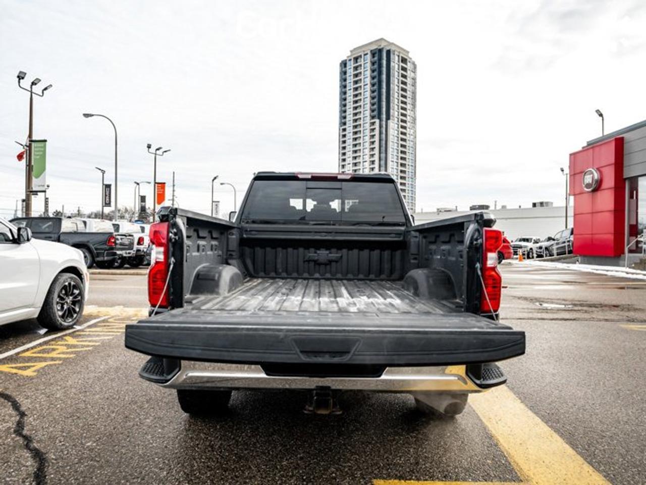 2024 Chevrolet Silverado 2500 HD LT 159'' 6.6L V8 Captain Seats 13.4'' Screen Remote Start Photo