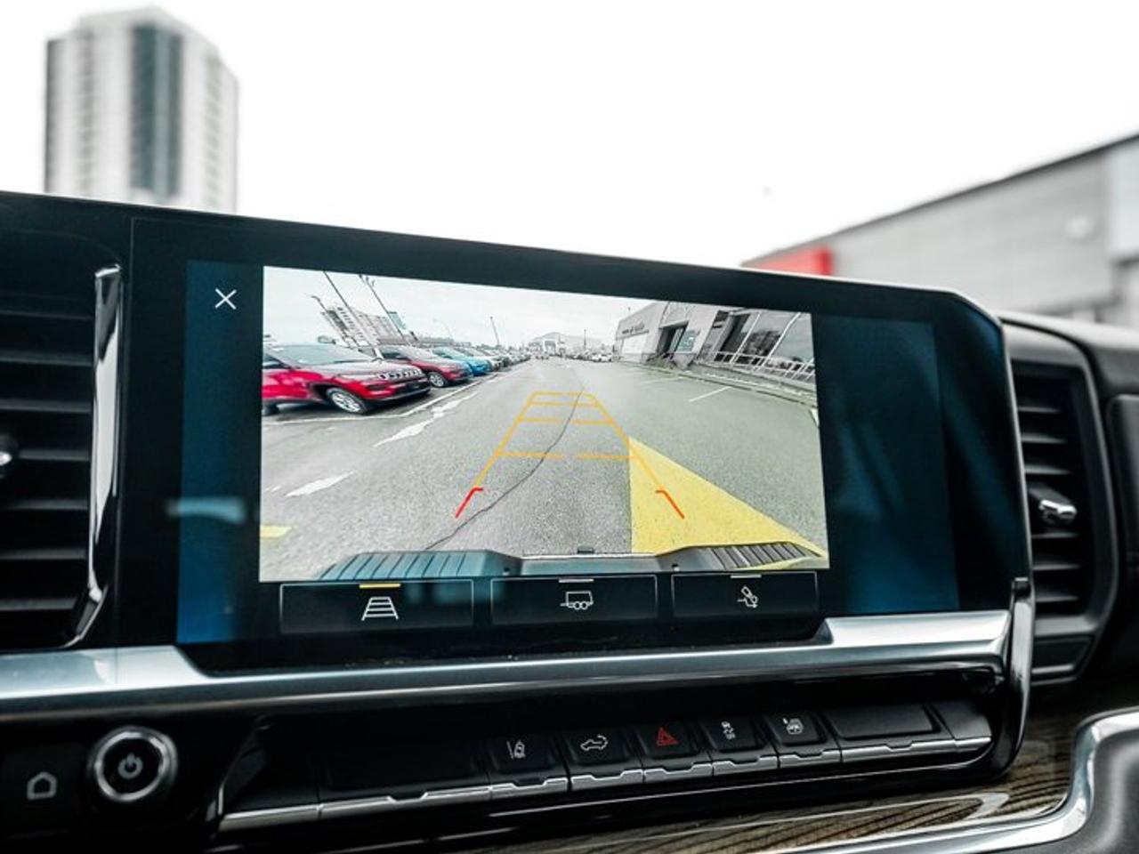 2024 Chevrolet Silverado 2500 HD LT 159'' 6.6L V8 Captain Seats 13.4'' Screen Remote Start Photo