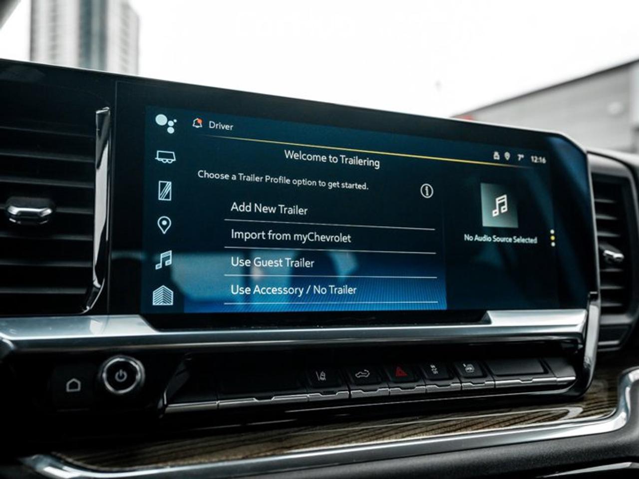 2024 Chevrolet Silverado 2500 HD LT 159'' 6.6L V8 Captain Seats 13.4'' Screen Remote Start Photo