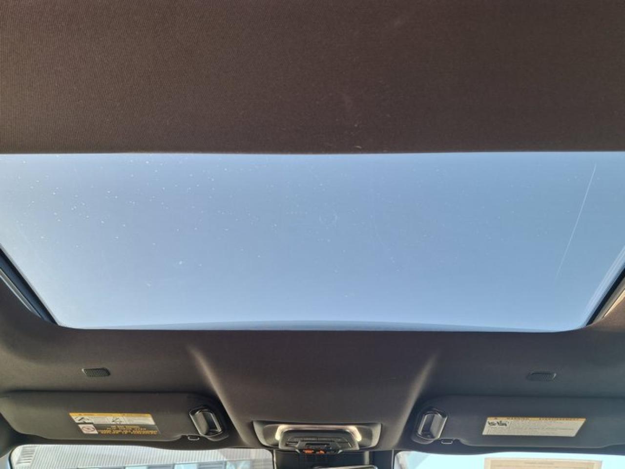 2024 Subaru Solterra w/Technology Package | Leather | Sunroof | 360 Camera | Adaptive Cruise | and More ! Photo