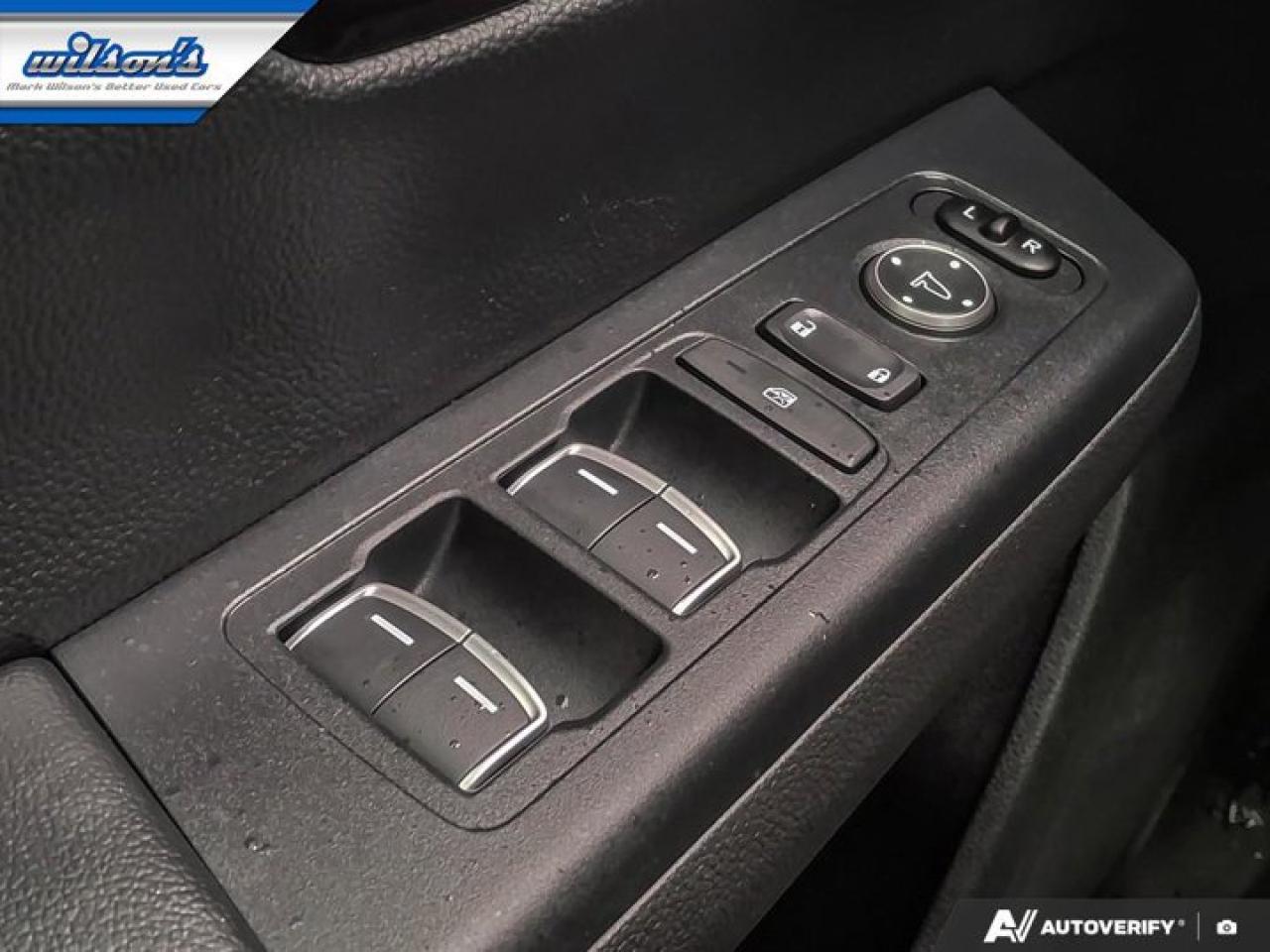 2024 Honda CR-V Hybrid Touring AWD | Leather | Sunroof | Nav | Heated Wheel + Seats | CarPlay + Android | Rear Cam & More ! Photo