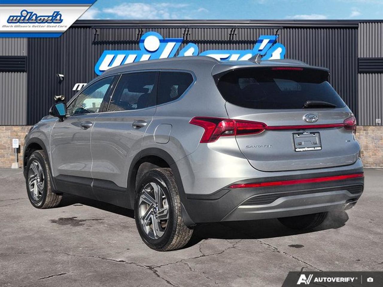 2021 Hyundai Santa Fe Essential | Apple CarPlay | Heated Seats | Low KMs Photo