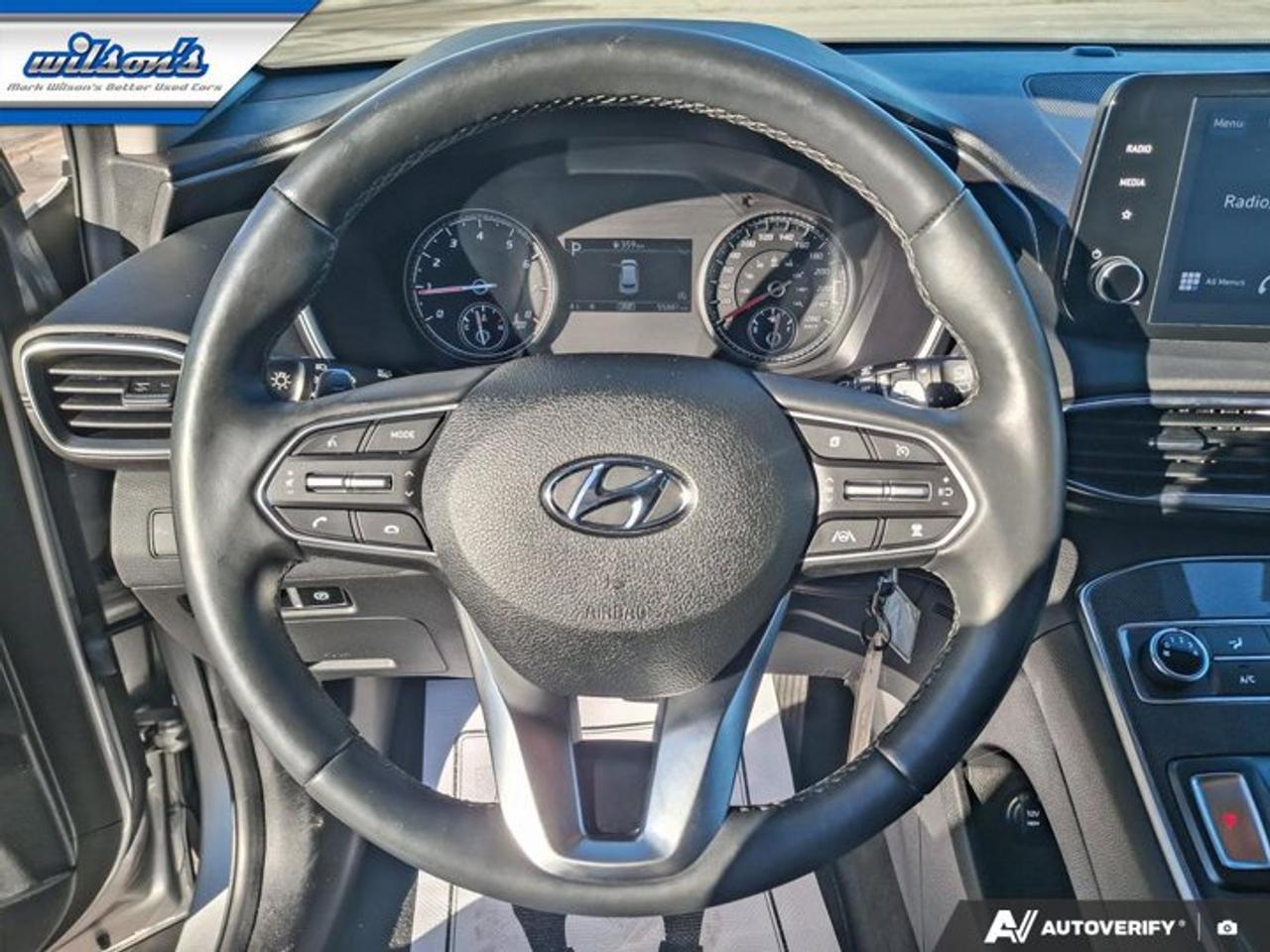 2021 Hyundai Santa Fe Essential | Apple CarPlay | Heated Seats | Low KMs Photo