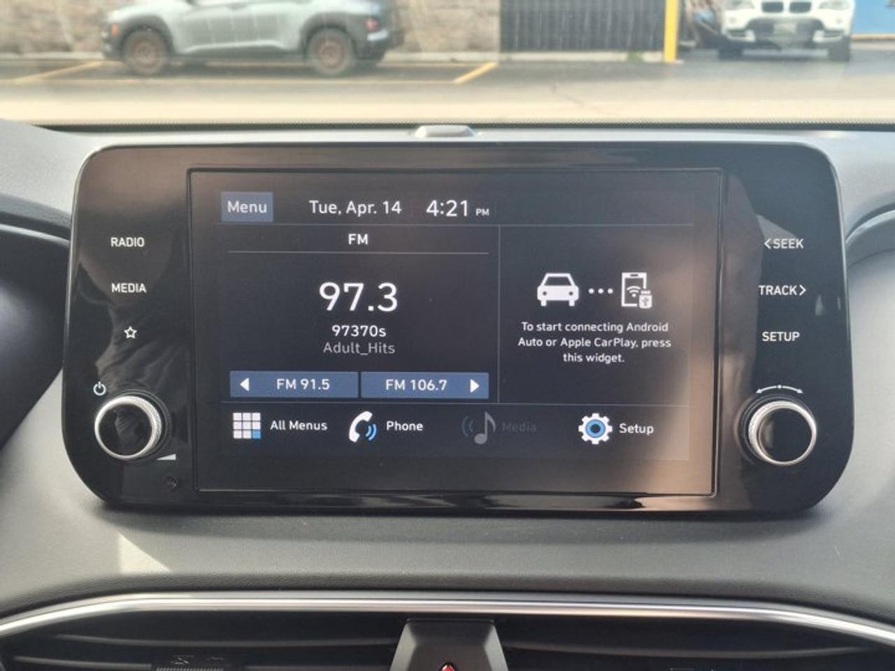 2021 Hyundai Santa Fe Essential | Apple CarPlay | Heated Seats | Low KMs Photo