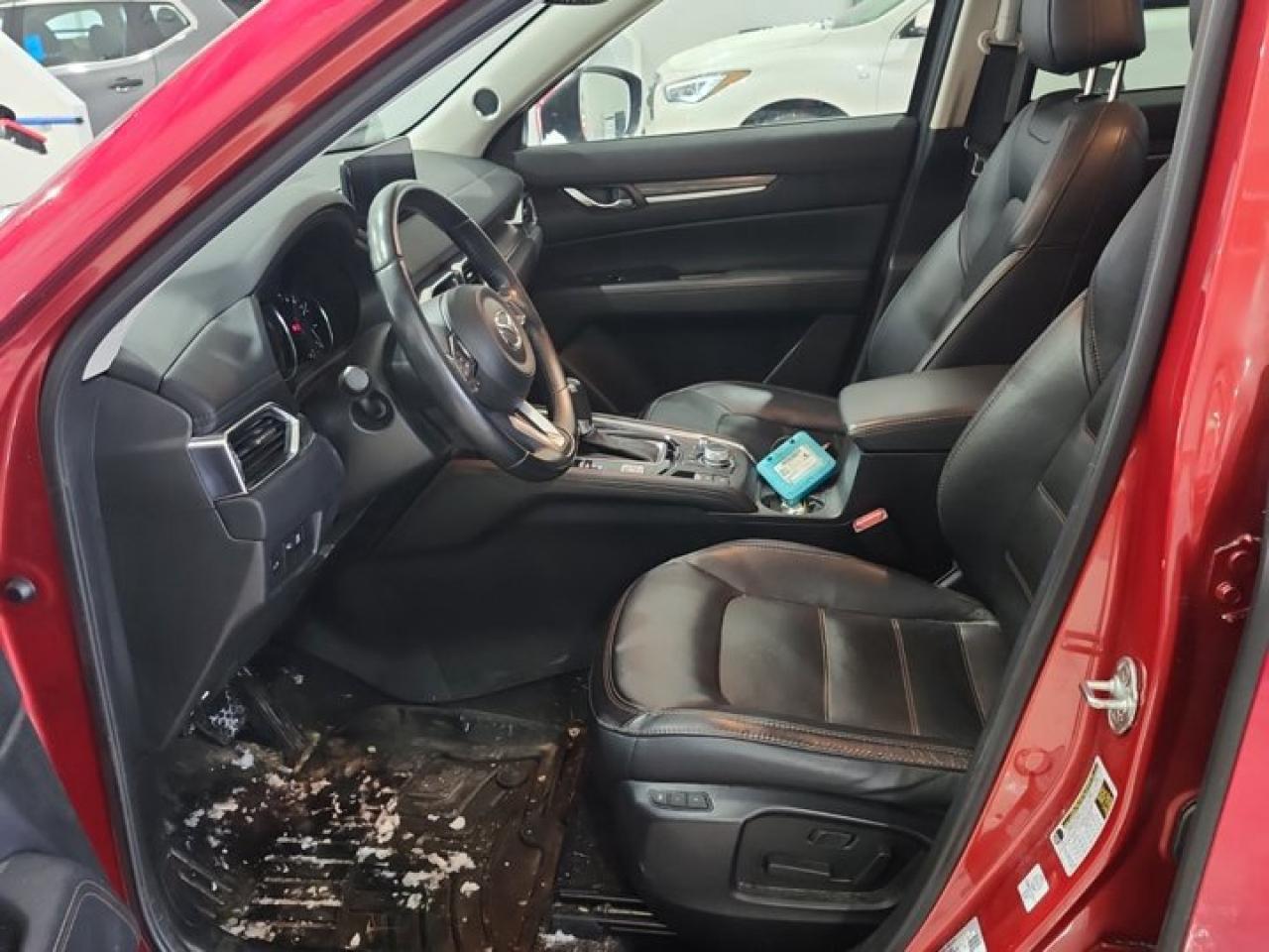 2021 Mazda CX-5 GT AWD | Leather | Sunroof | Nav | HUD | Cooled + Heated Seats | Heated Wheel | Rear Cam and More ! Photo2