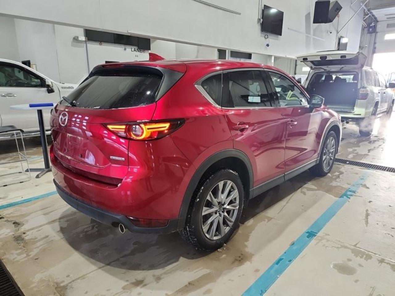 2021 Mazda CX-5 GT AWD | Leather | Sunroof | Nav | HUD | Cooled + Heated Seats | Heated Wheel | Rear Cam and More ! Photo3