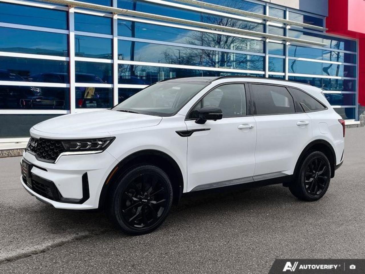 2023 Kia Sorento SX | Leather | Nav | Pano Roof | Apple CarPlay Photo2