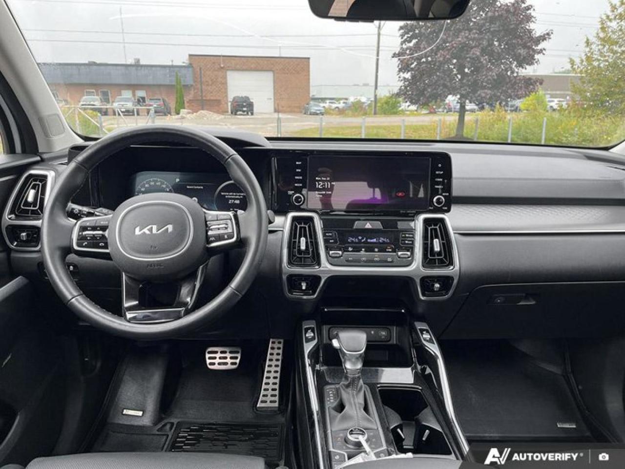 2023 Kia Sorento SX | Leather | Nav | Pano Roof | Apple CarPlay Photo
