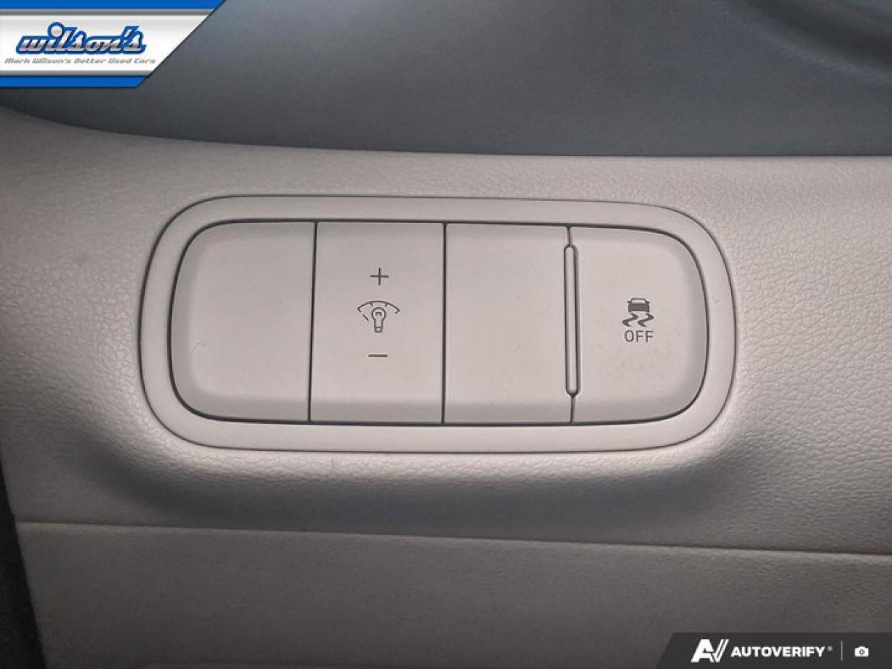 2024 Hyundai Venue Ultimate Denim | Sunroof | Heated Seats + Steering | Remote Start | CarPlay | Keyless Entry & More ! Photo