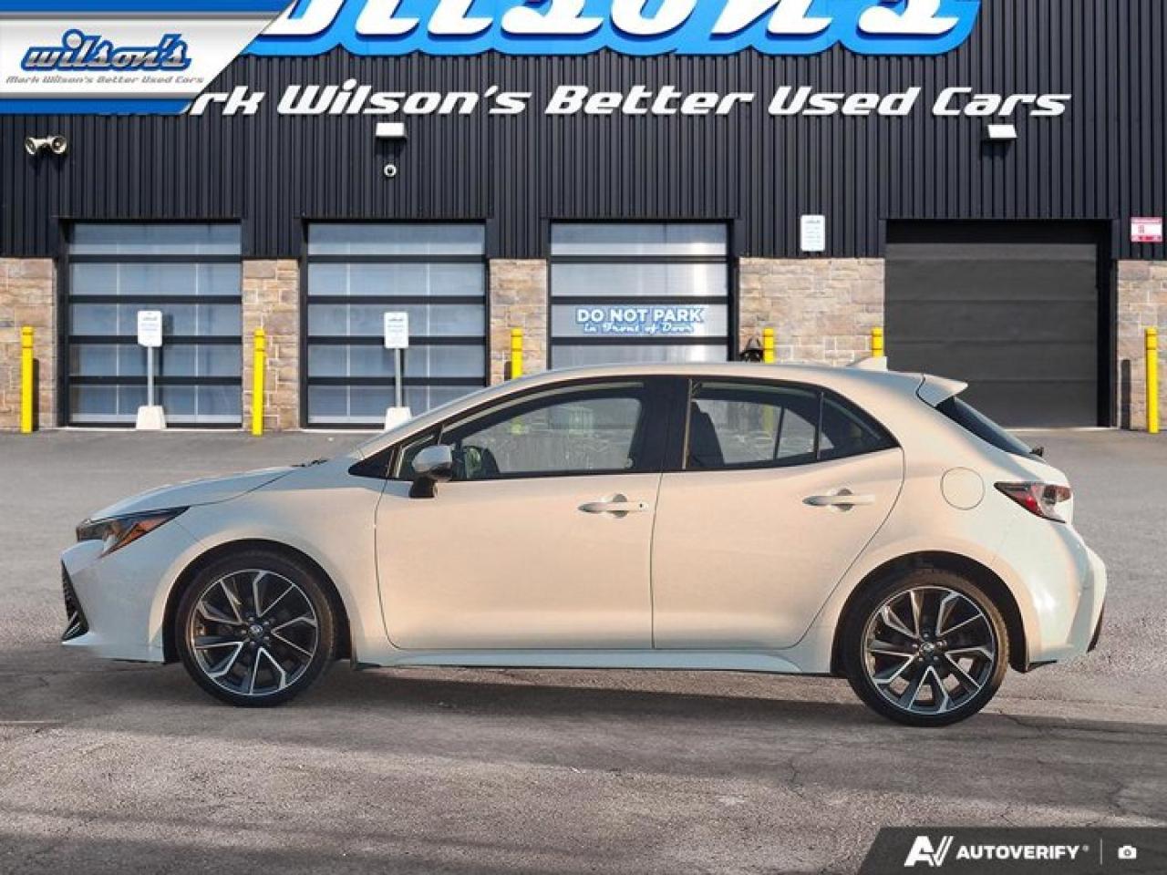 2021 Toyota Corolla Hatchback SE Upgrade | Heated Steering + Seats | Carplay | Adaptive Cruise | Wireless Charger | and More ! Photo