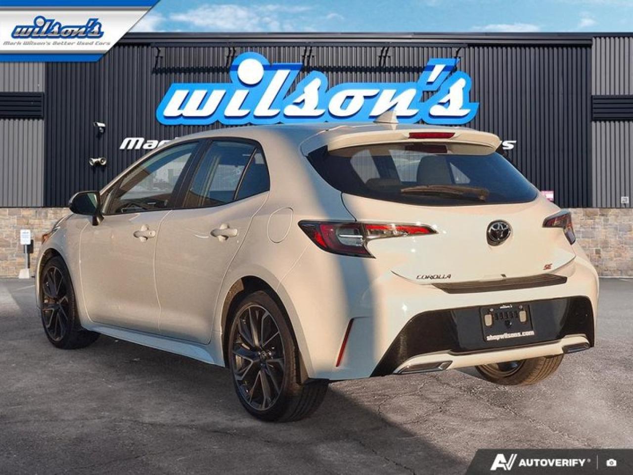 2021 Toyota Corolla Hatchback SE Upgrade | Heated Steering + Seats | Carplay | Adaptive Cruise | Wireless Charger | and More ! Photo