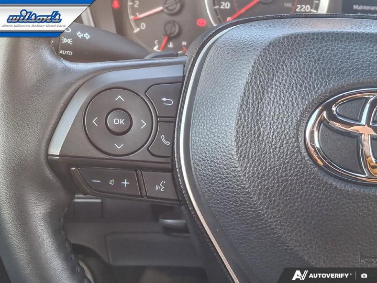 2021 Toyota Corolla Hatchback SE Upgrade | Heated Steering + Seats | Carplay | Adaptive Cruise | Wireless Charger | and More ! Photo