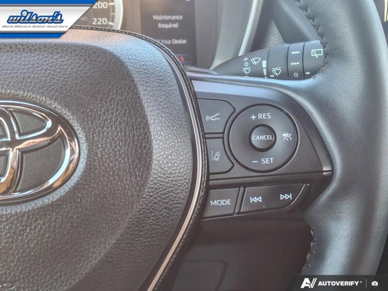 2021 Toyota Corolla Hatchback SE Upgrade | Heated Steering + Seats | Carplay | Adaptive Cruise | Wireless Charger | and More ! Photo