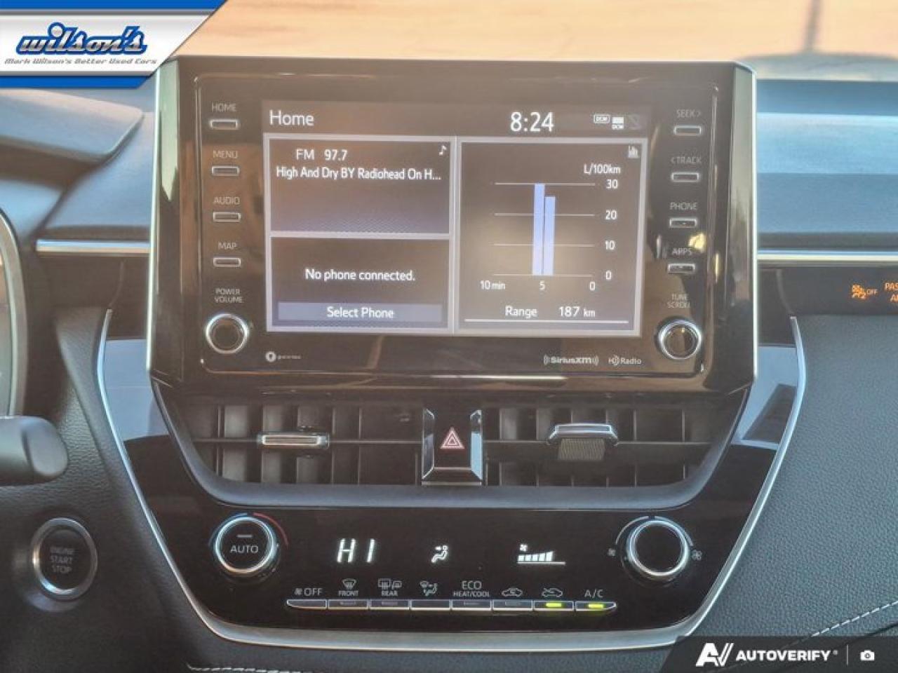 2021 Toyota Corolla Hatchback SE Upgrade | Heated Steering + Seats | Carplay | Adaptive Cruise | Wireless Charger | and More ! Photo