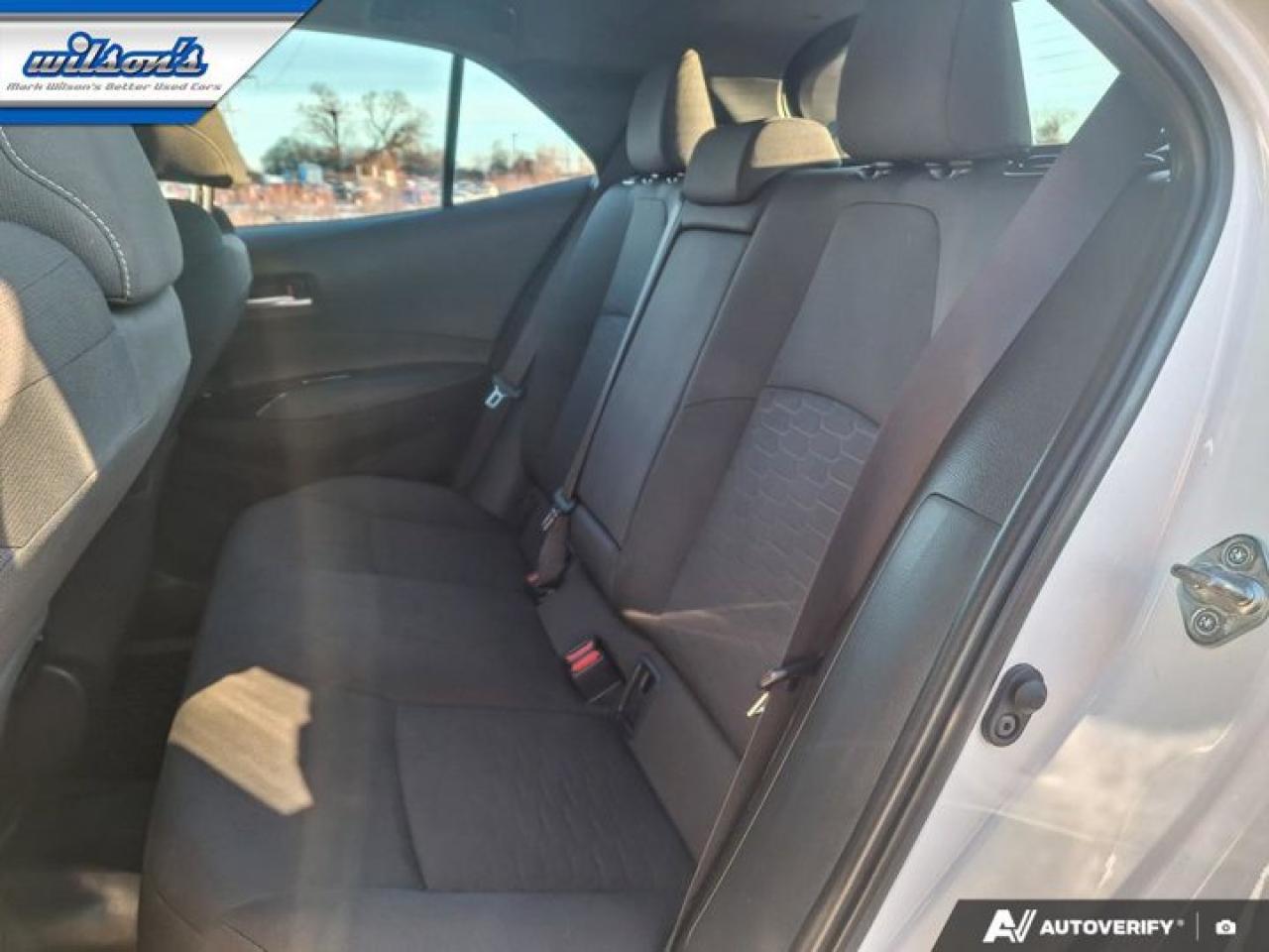 2021 Toyota Corolla Hatchback SE Upgrade | Heated Steering + Seats | Carplay | Adaptive Cruise | Wireless Charger | and More ! Photo