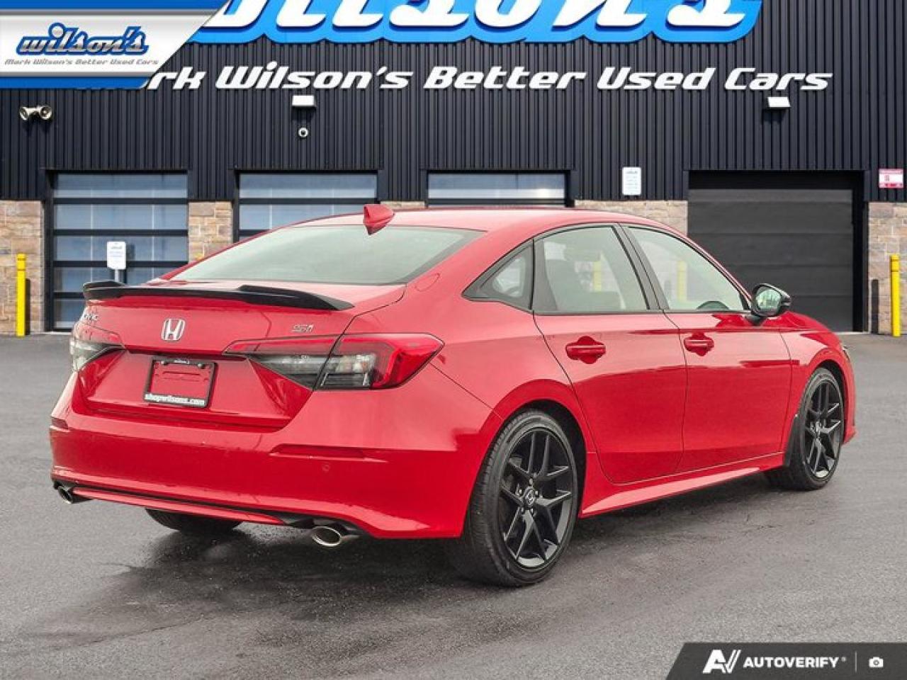 2022 Honda Civic SI Sedan 6-Speed Manual | Nav | Heated Wheel + Seats | CarPlay + Android | Adaptive Cruise | and More ! Photo