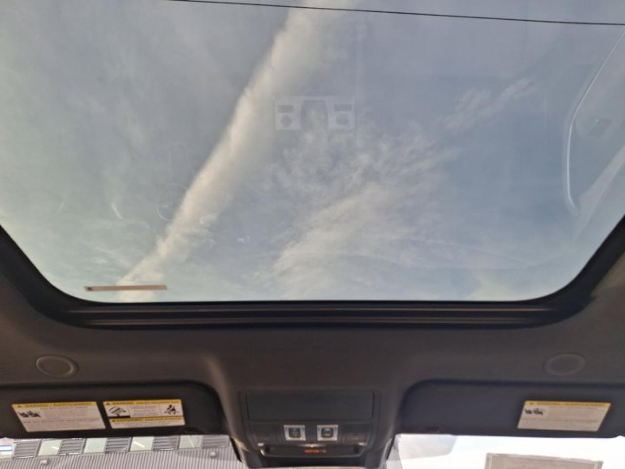 2021 Jaguar F-PACE P400 R-Dynamic S | Nav | Moonroof | Massaging Seat Photo