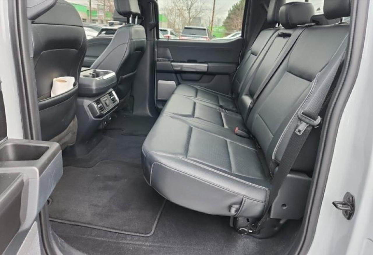2023 Ford F-150 LARIAT Crew 4X4 | 502A | Black Pkg | Leather | Sunroof | 360 Cam | Cooled + Heated Seats and More ! Photo2