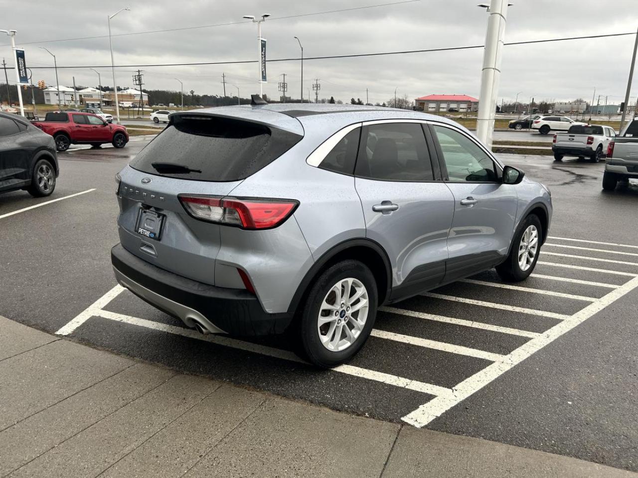 2022 Ford Escape SE Photo4