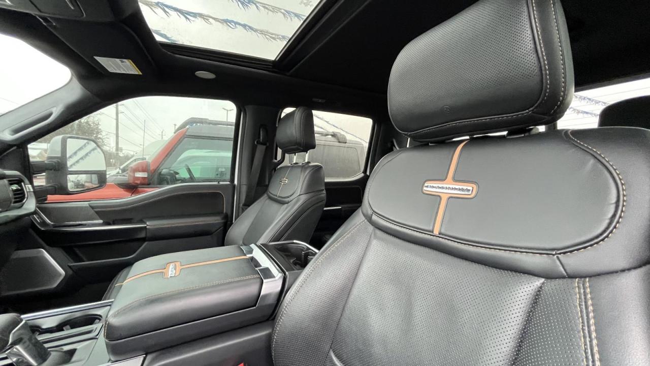 2022 Ford F-150 Platinum Photo