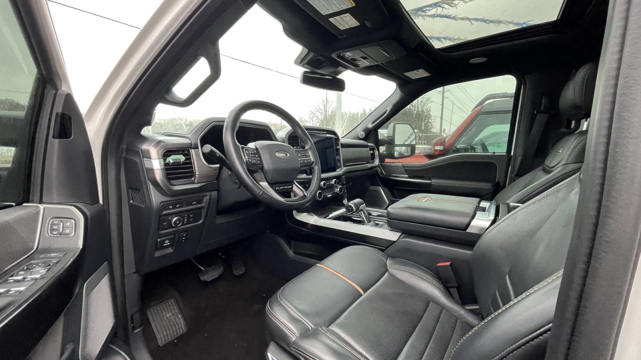 2022 Ford F-150 Platinum Photo