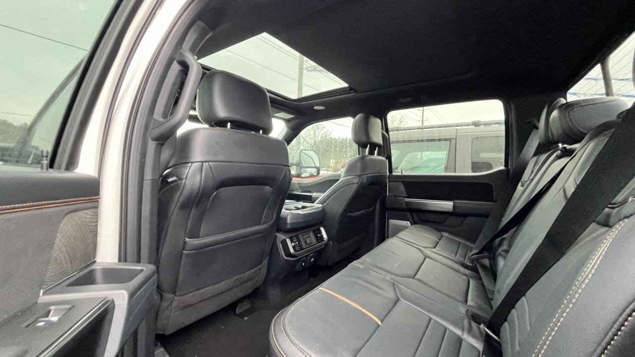 2022 Ford F-150 Platinum Photo